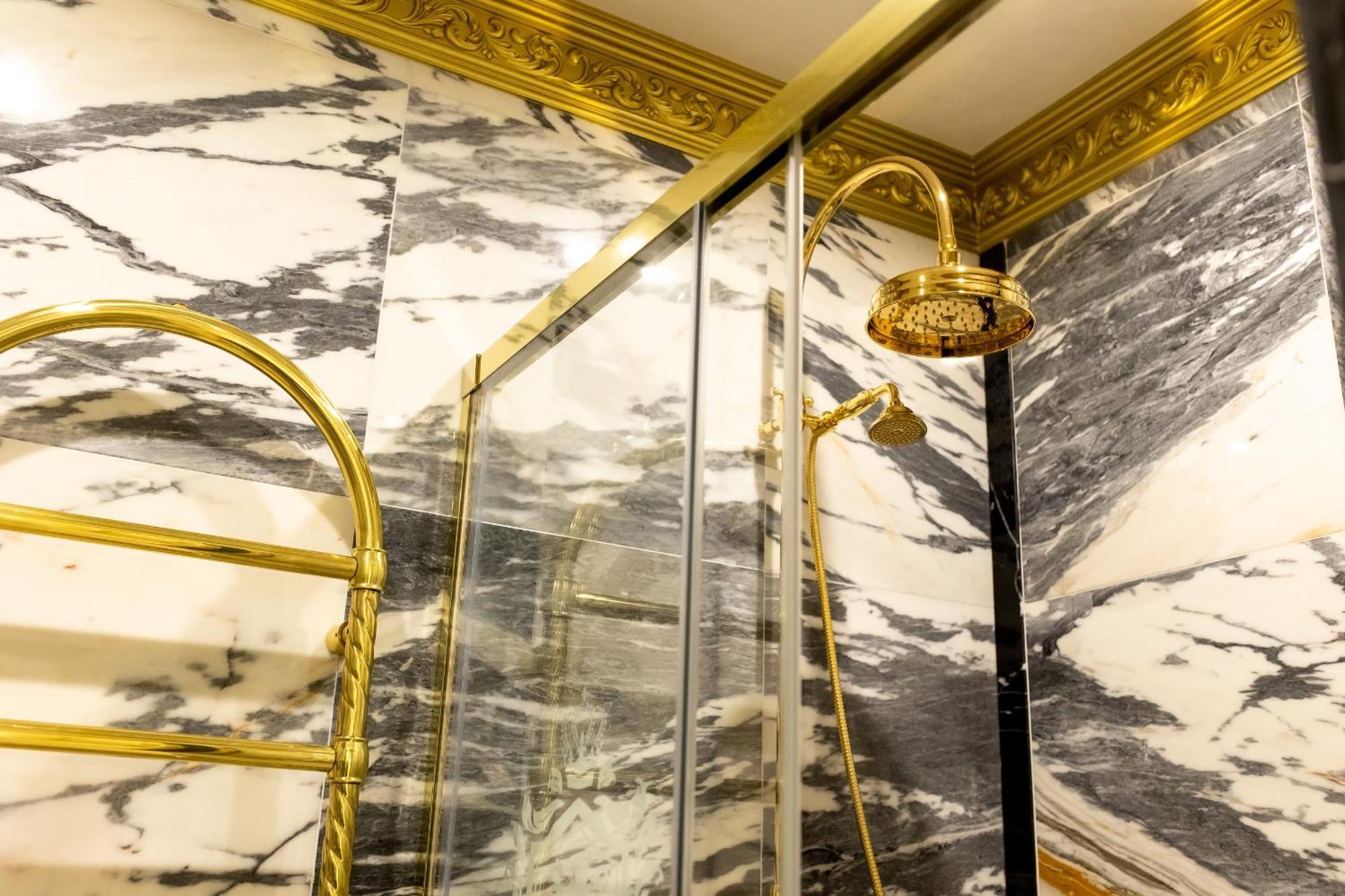 Royal Palace Luxury Hotel And Spa Khmelʼnytsʼkyy Camera foto
